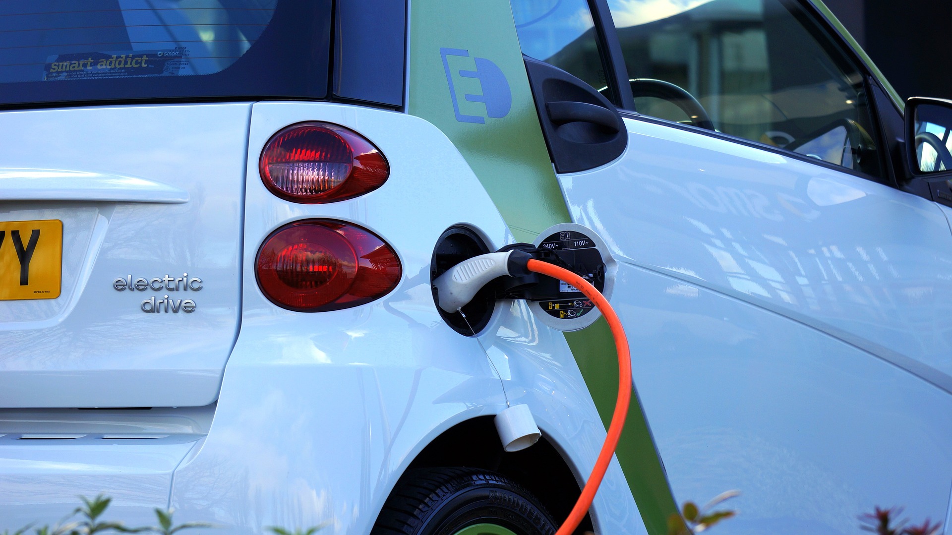 Mouv'ngo : une voiture électrique à votre disposition !